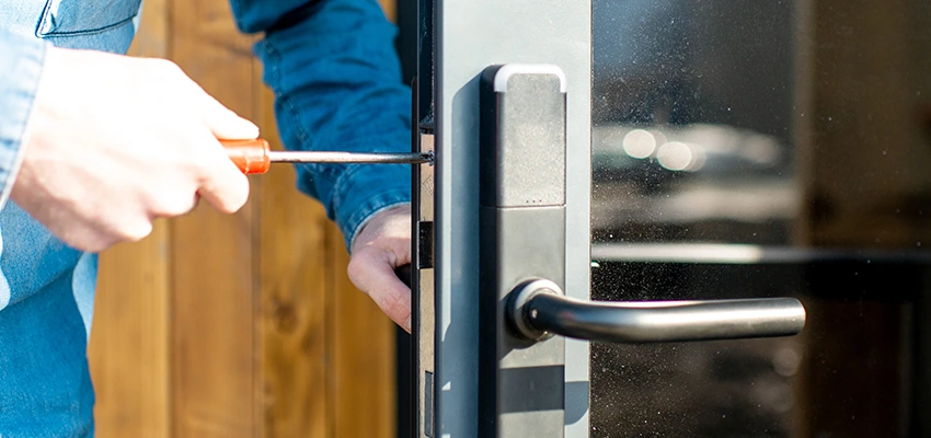 Aluminium Door Lock Replacement in Kingsburg, California