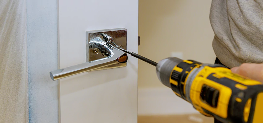 After-hours Locksmith  For Lock Troubleshooting in Kingsburg, California